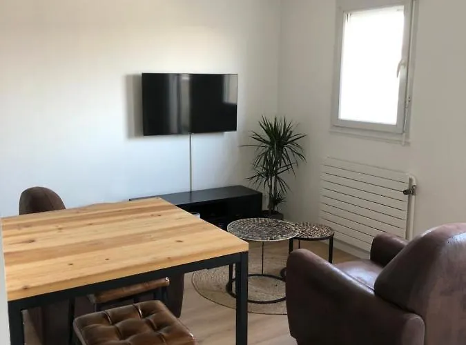 Apartment Cosy Vue Cathedrale Reims